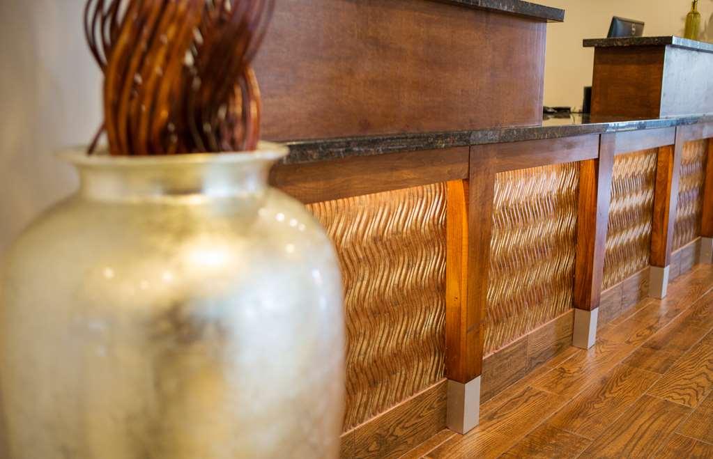 Red Lion Inn & Suites Olympia, Governor Hotel Интерьер фото