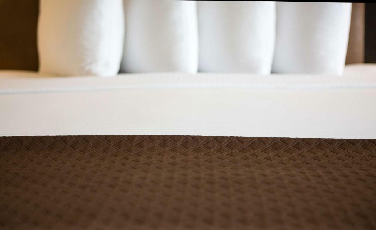 Red Lion Inn & Suites Olympia, Governor Hotel Экстерьер фото