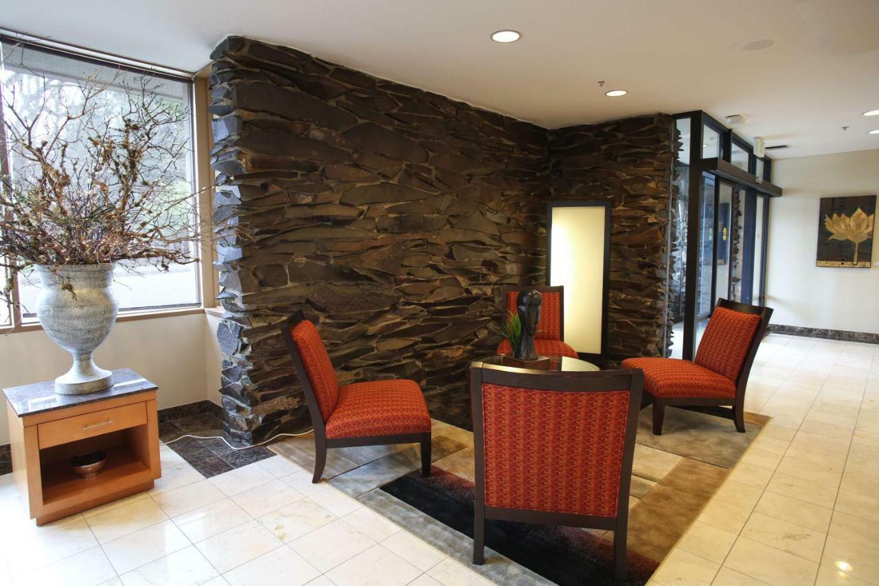 Red Lion Inn & Suites Olympia, Governor Hotel Экстерьер фото